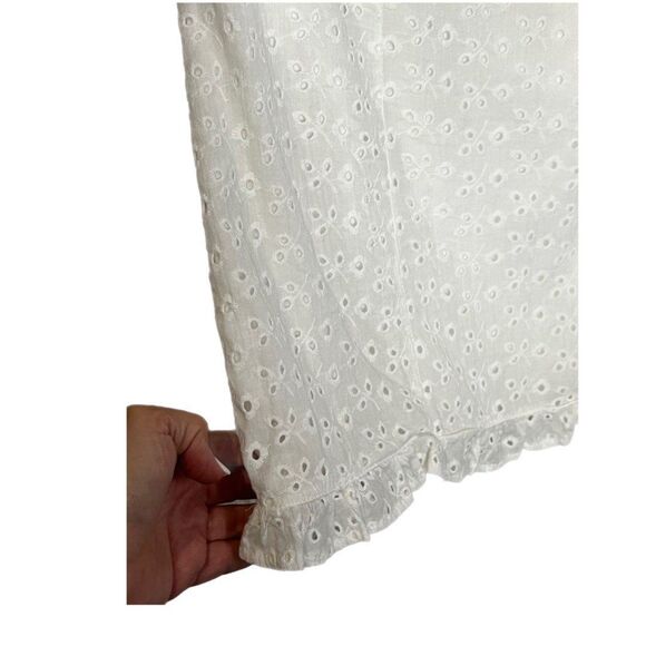 Francesca's Mi Ami, white floral eyelet skirt with ruffle, Large - Picture 3 of 7